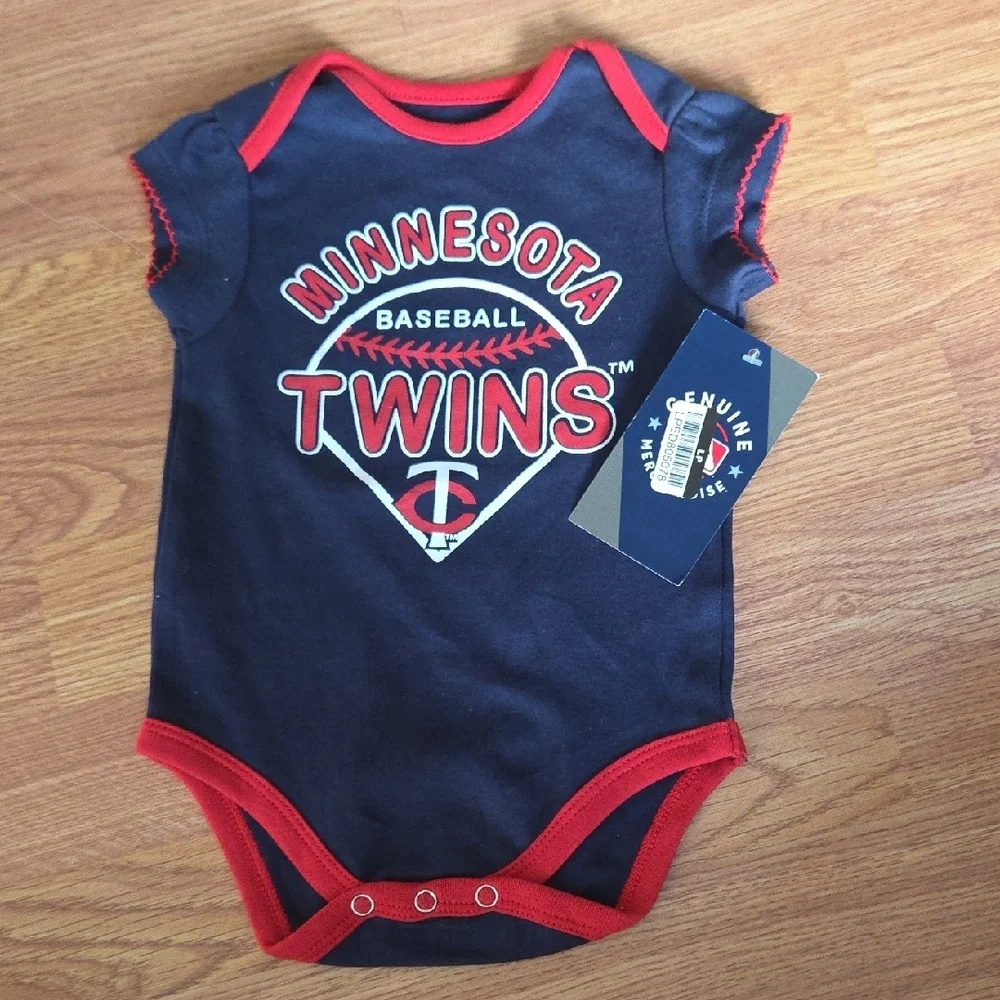 Minnesota Twins Baby 3-6M NWT Navy Bodysuits 2Pc Baseball MLB